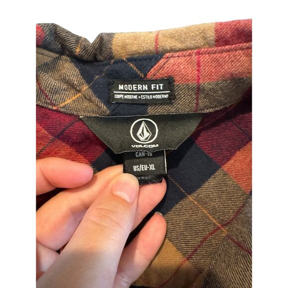 Volcom Flannel Shirt Mens XL Modern Fit Plaid Long Sleeve Button Front Red Navy - Picture 6 of 13